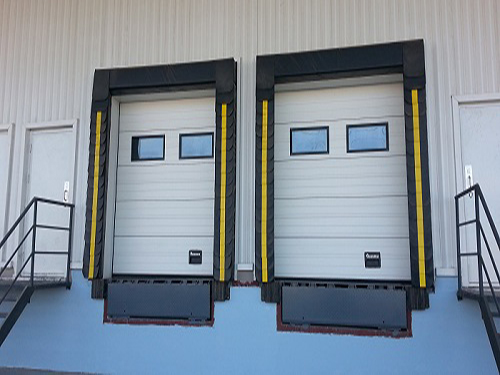 1596763438126596.jpg 卸貨(huò)平台